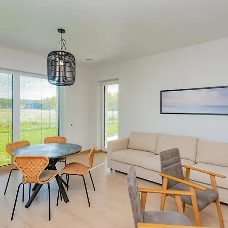 Amber Stone Monciskes